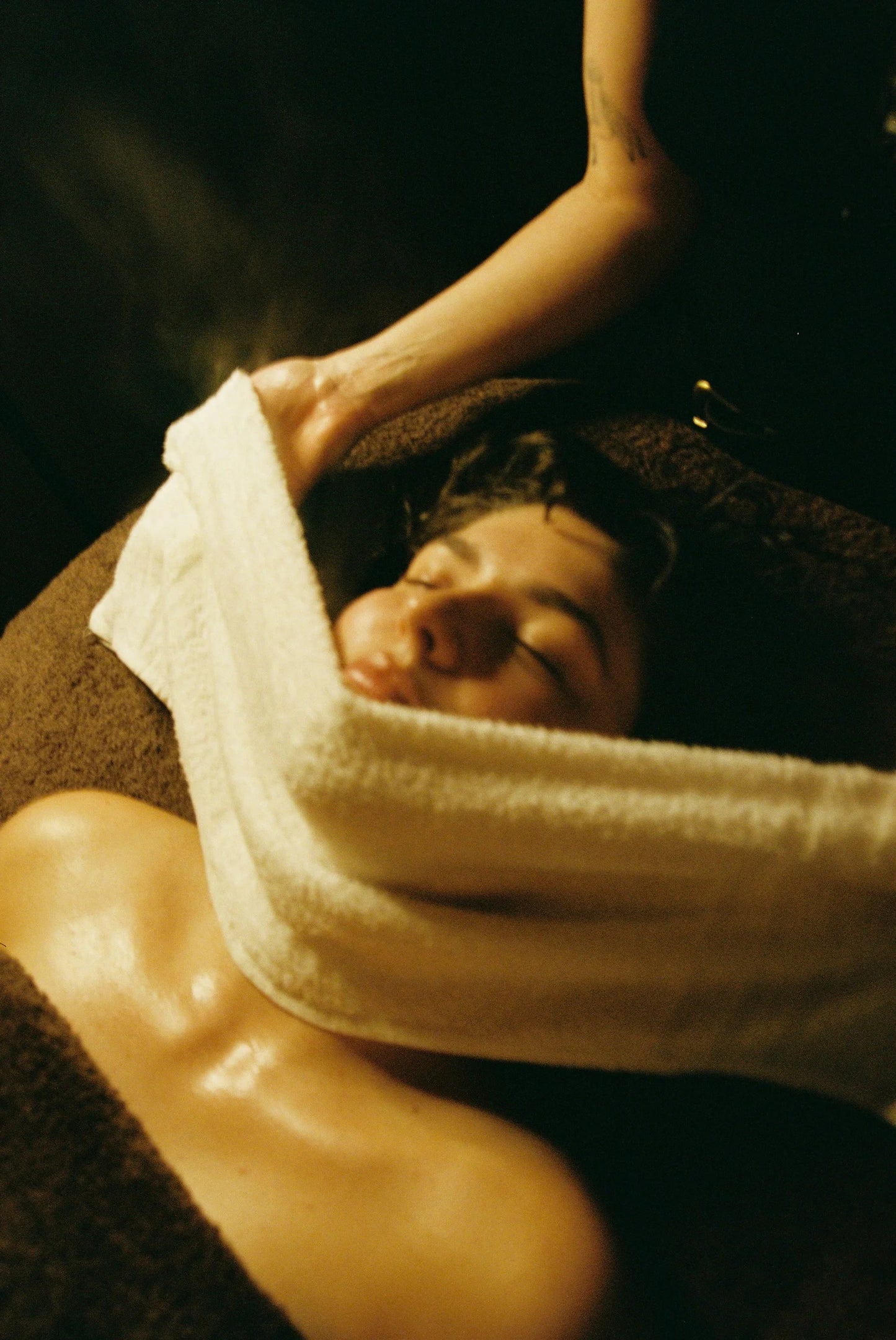 RE Surrect skin renewal facial focused on circulation and revitalising treatment in Auckland